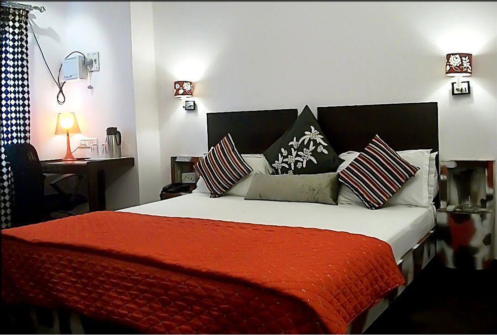 Fabhotel Prime Sarin Inn Heritage فاراناسي المظهر الخارجي الصورة