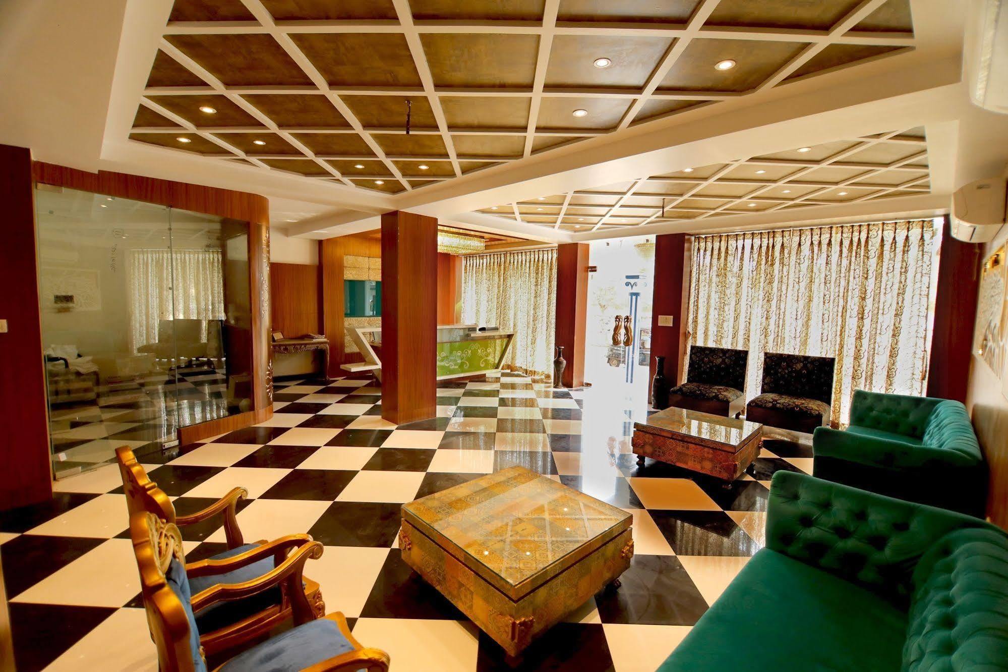 Fabhotel Prime Sarin Inn Heritage فاراناسي المظهر الخارجي الصورة